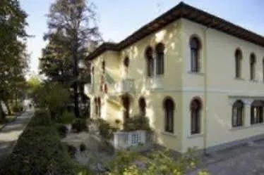 לינה וארוחת בוקר Casa Gardenia Venice - Atika & Atif 3*