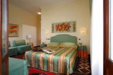 Bed & Breakfast Casa Gardenia Venice - Atika & Atif