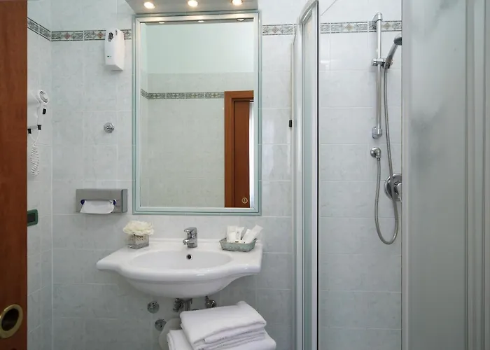 Alojamento de Acomodação e Pequeno-almoço Casa Gardenia - Venice 4*